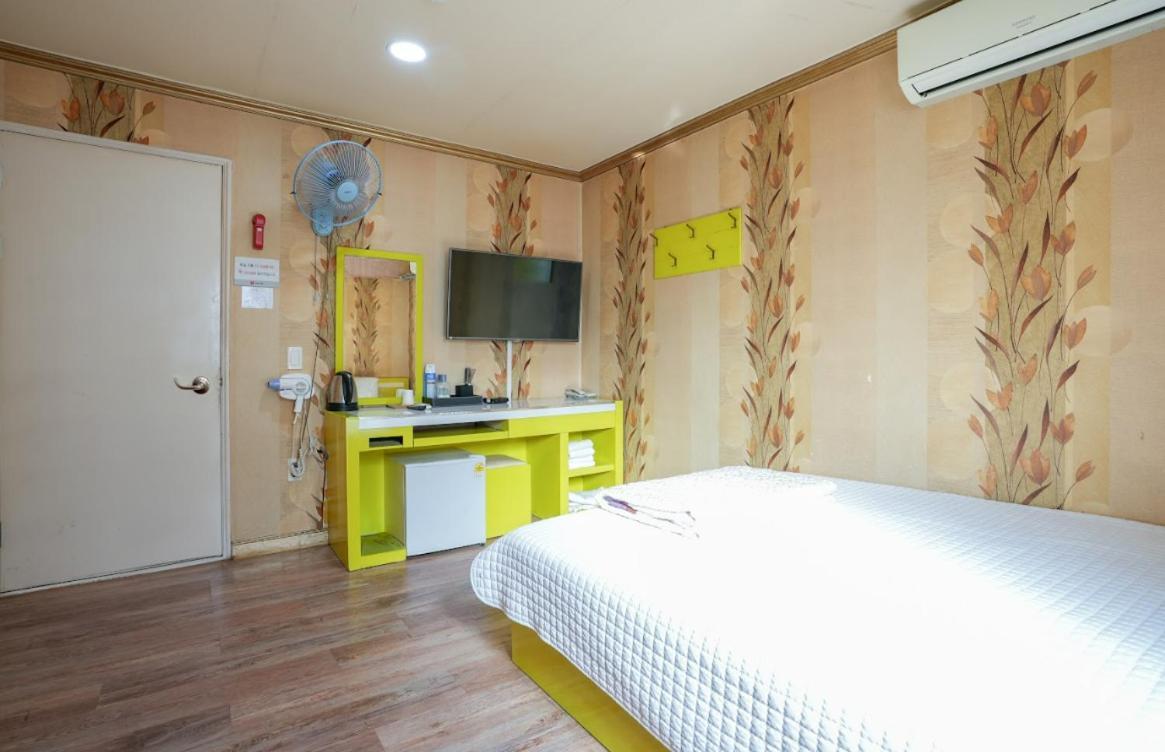 K Motel Daeyeon ปูซาน ภายนอก รูปภาพ